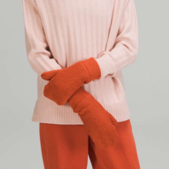 Lululemon Chevron Knit Mitten Canyon Orange - Picture 2 of 4